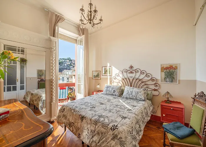 Apartment Un Tuffo A Sanremo, Nell'art Deco!